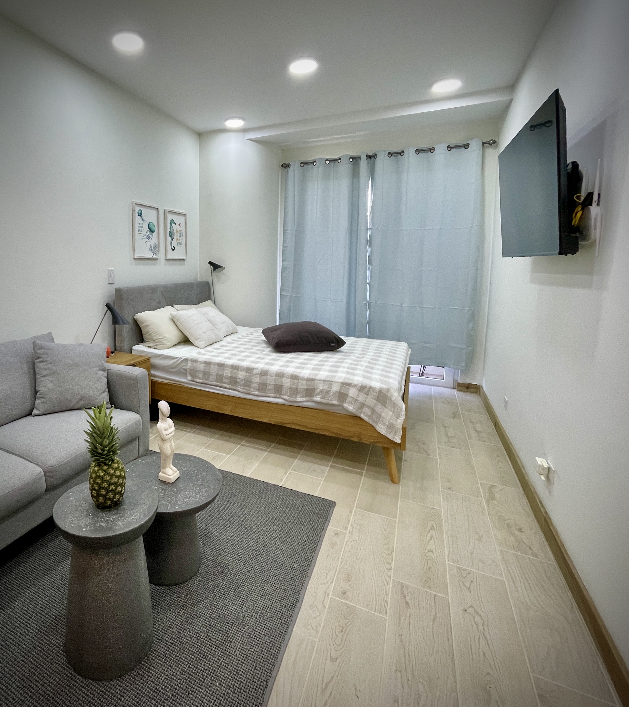 Duna Residence Roatan: Modern Accommodation in the Caribbean
