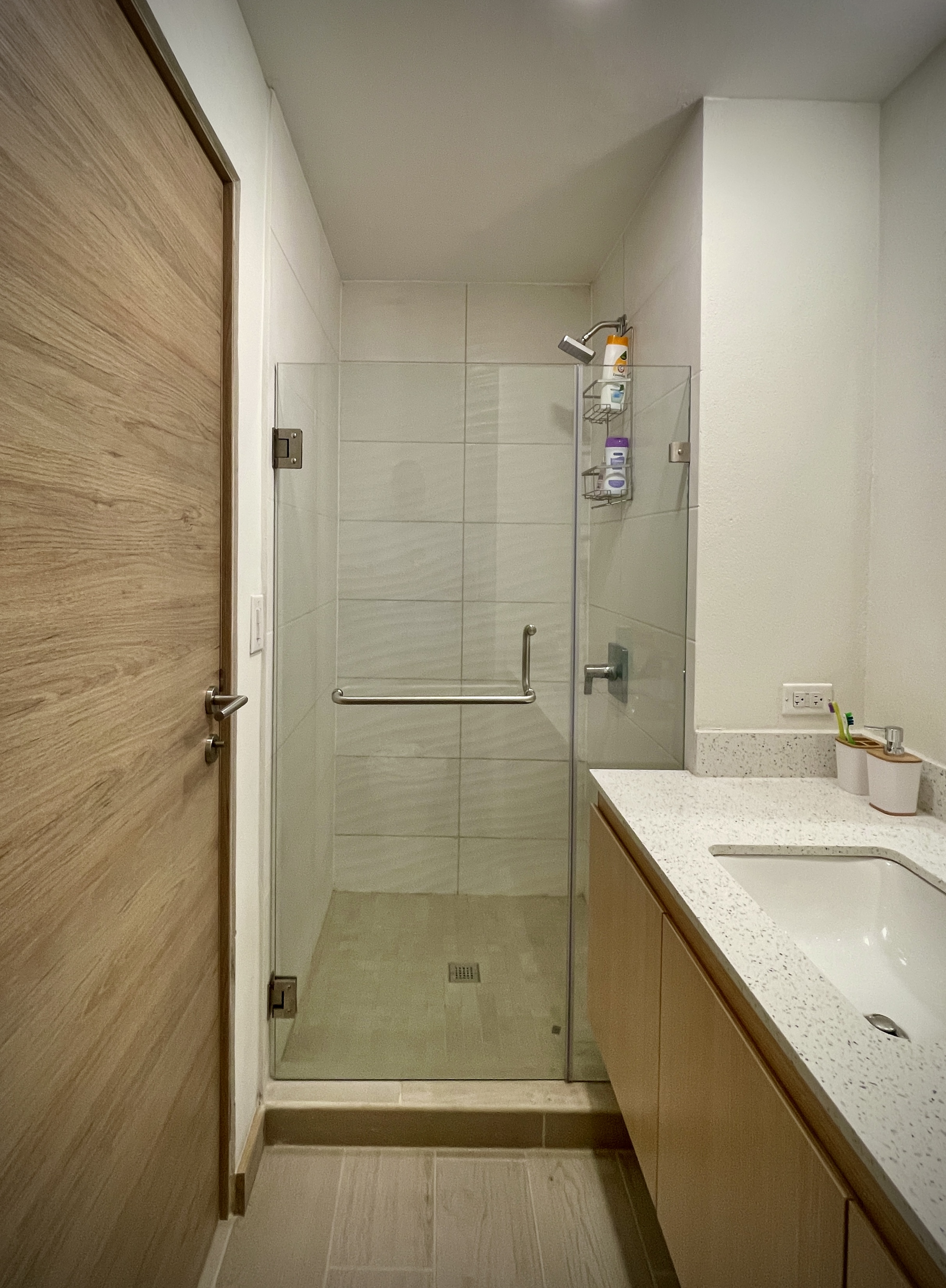 Duna Residence Roatan: Modern Accommodation in the Caribbean