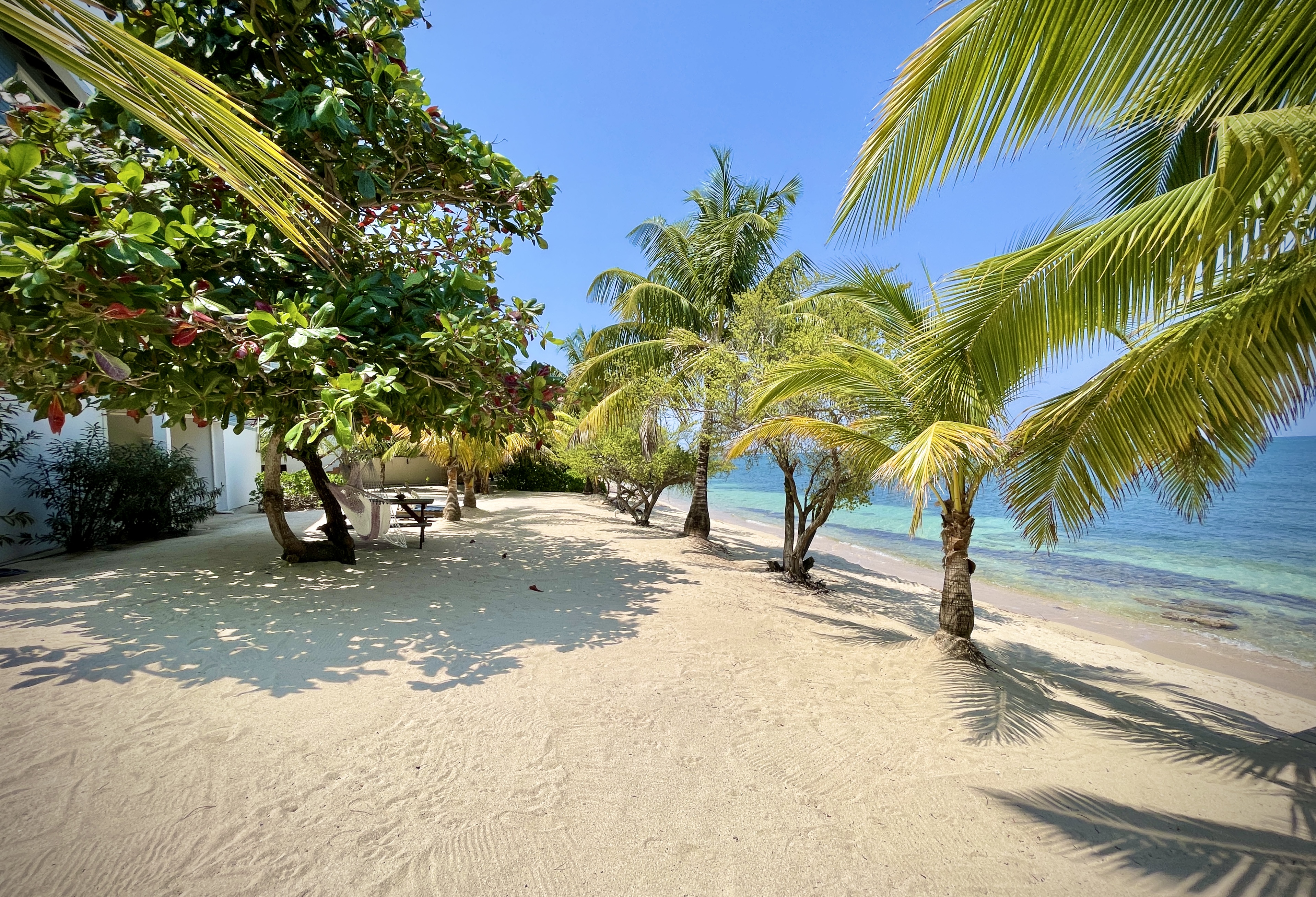 Camp Bay Beach Luxury Villa Roatan
